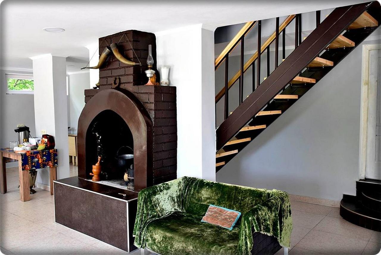 Jvari Guest House Qedi מראה חיצוני תמונה