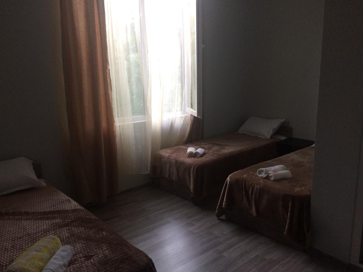 Jvari Guest House Qedi מראה חיצוני תמונה